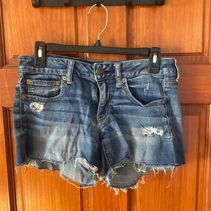 American eagle super stretch jean shorts size 6